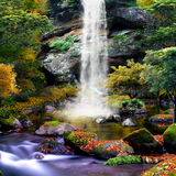 com.amaxlwps.autumnwaterfall