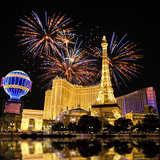 com.blackbirdwallpapers.fireworks